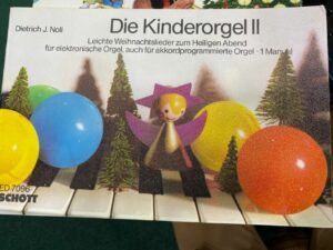 Leichte Weihnachtslieder zum Heiligen Abend für elektronische Orgel